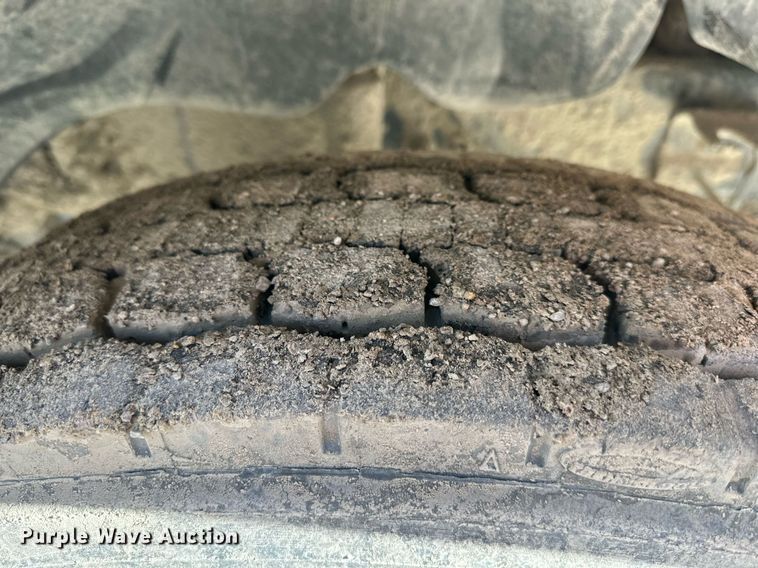 image for item DR5135 2008 Freightliner Columbia  water truck