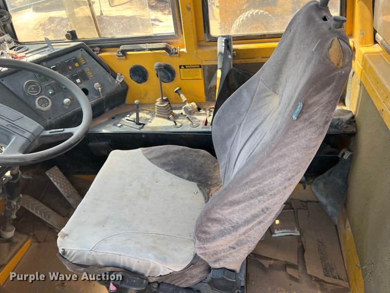 image for item DR5541 1989 Volvo A35  haul truck