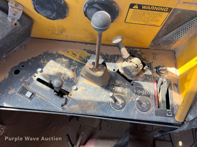 image for item DR5541 1989 Volvo A35  haul truck