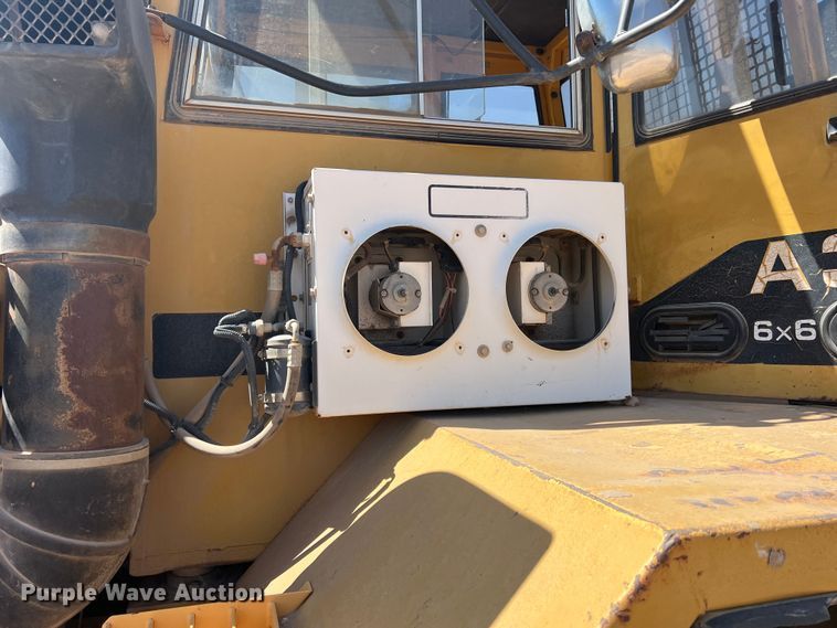 image for item DR5541 1989 Volvo A35  haul truck