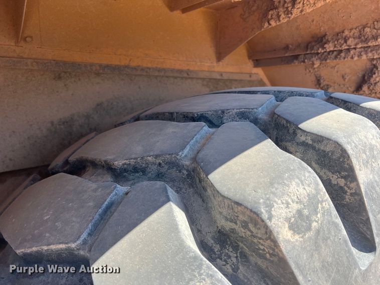 image for item DR5541 1989 Volvo A35  haul truck