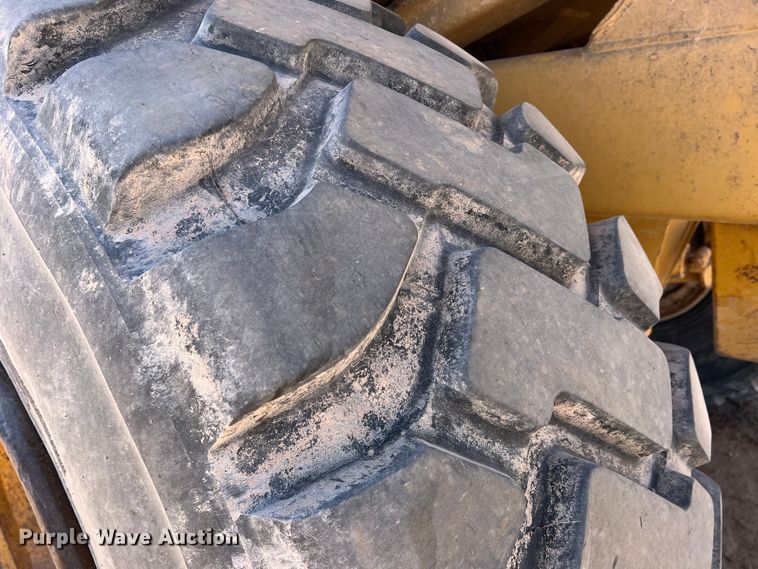 image for item DR5541 1989 Volvo A35  haul truck