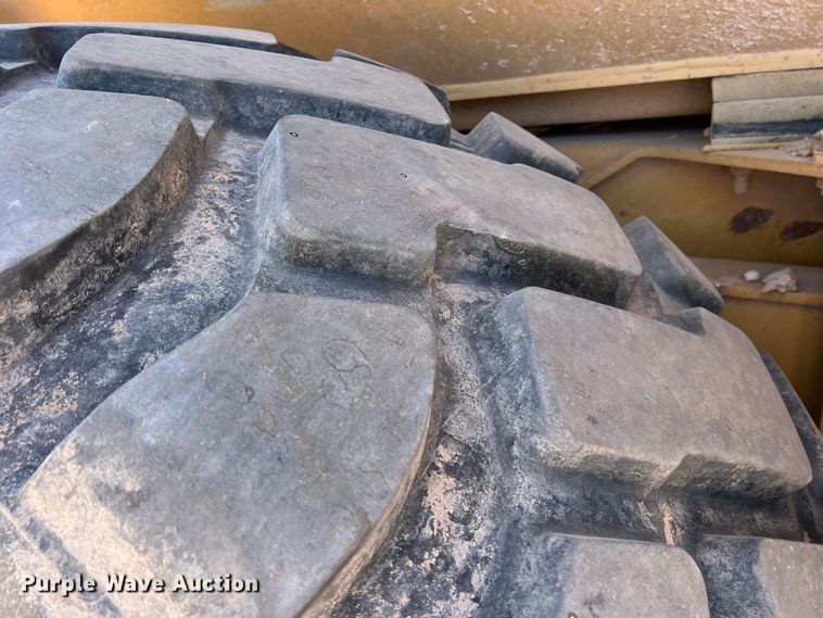 image for item DR5541 1989 Volvo A35  haul truck