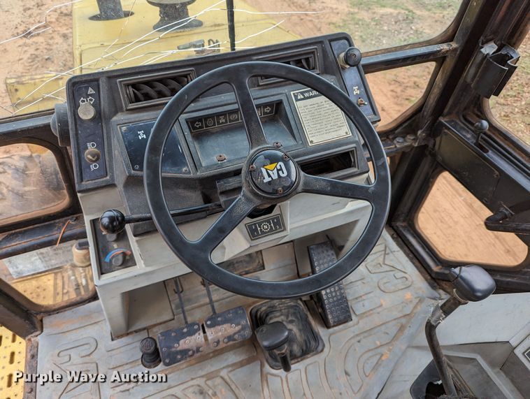 image for item DR6847 1995 Caterpillar 416B  backhoe