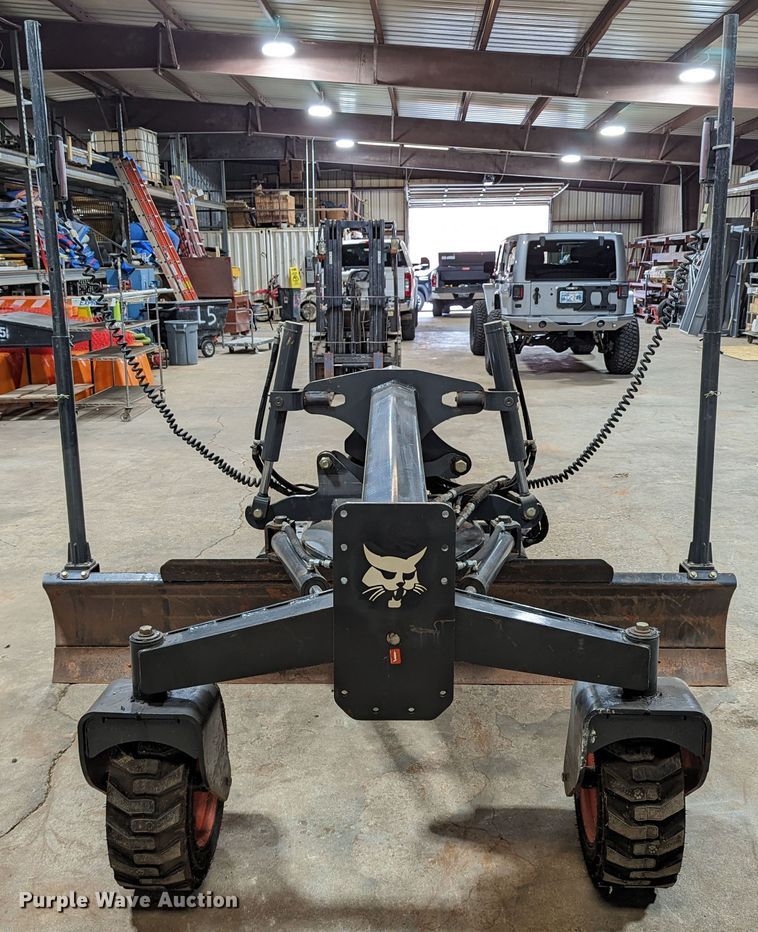 image for item DR6894 2014 Bobcat Grader 108  skid steer grader