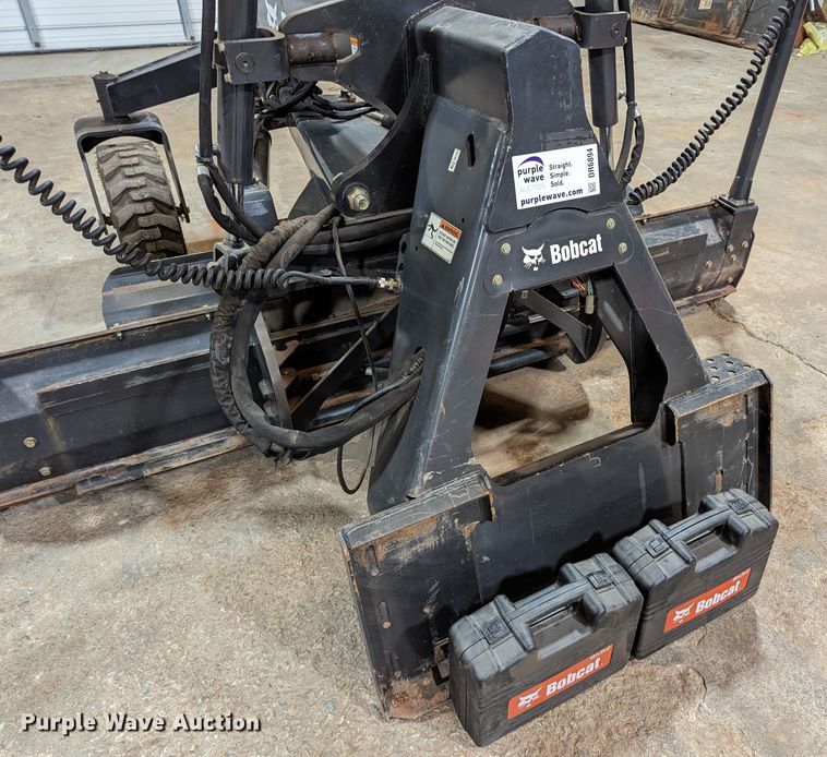 image for item DR6894 2014 Bobcat Grader 108  skid steer grader
