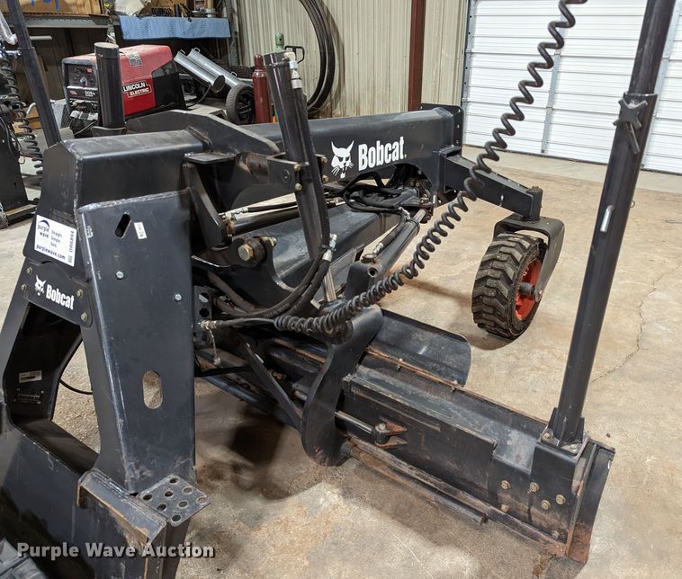 image for item DR6894 2014 Bobcat Grader 108  skid steer grader