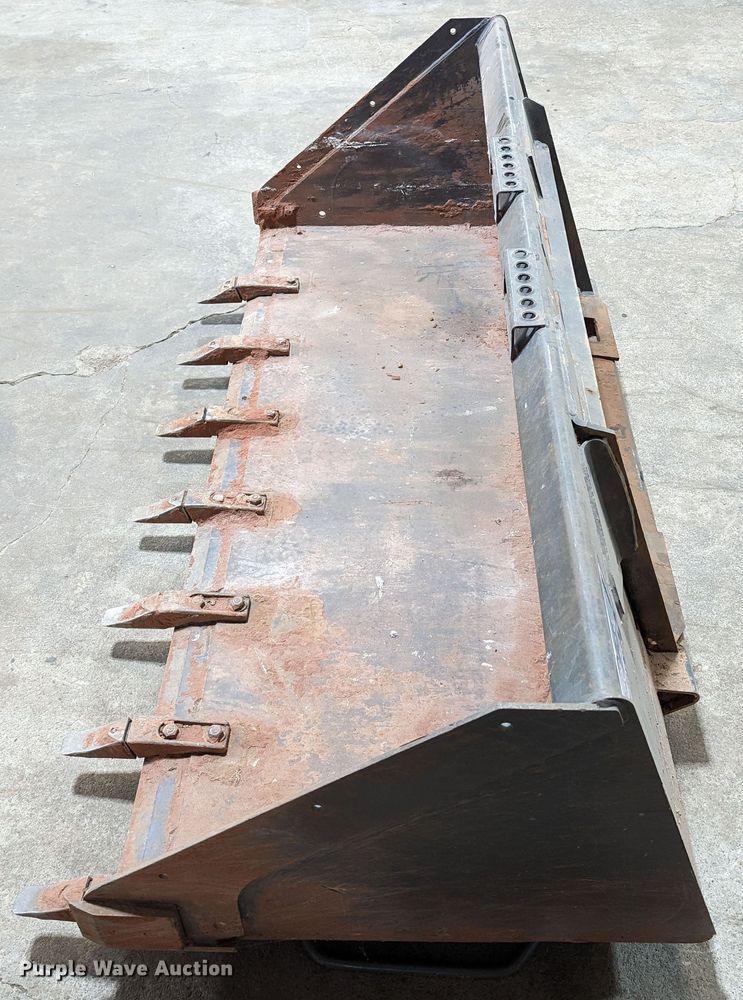 image for item DR6895 Bobcat 84 HD C/I  skid steer bucket