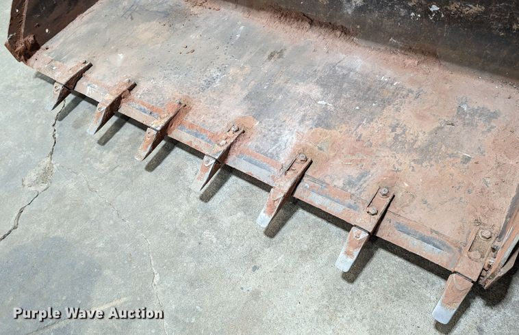 image for item DR6895 Bobcat 84 HD C/I  skid steer bucket