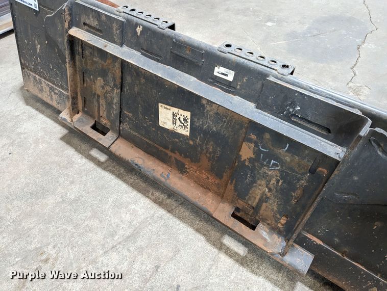 image for item DR6895 Bobcat 84 HD C/I  skid steer bucket