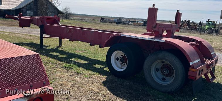 image for item DS2849 2000 Custom  oilfield trailer