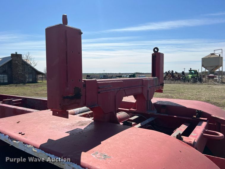 image for item DS2849 2000 Custom  oilfield trailer