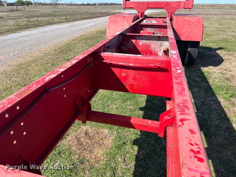 image for item DS2849 2000 Custom  oilfield trailer