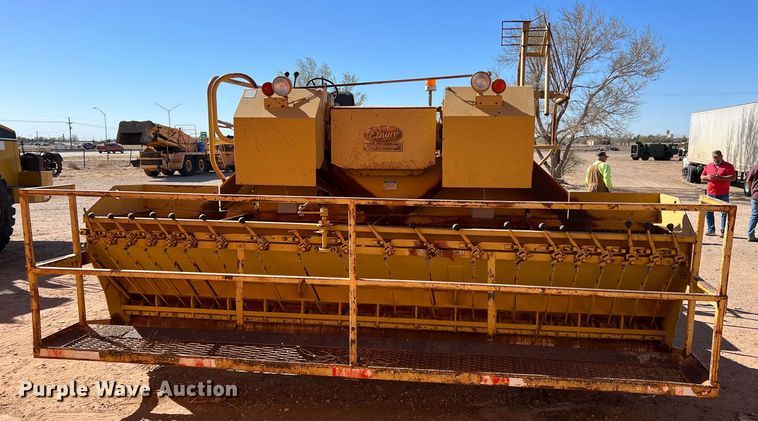 image for item DS2855 Etnyre  chip spreader