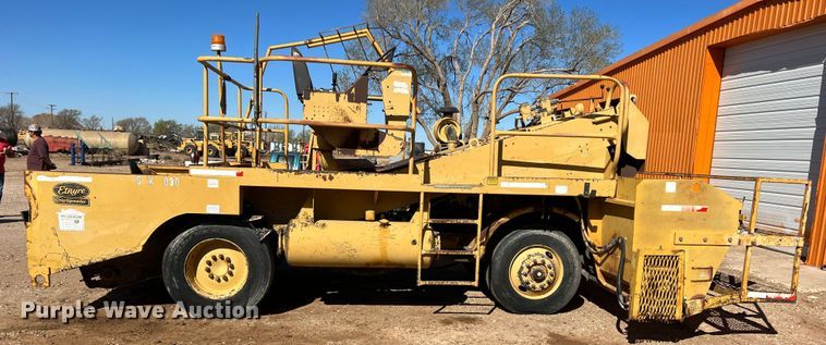 image for item DS2855 Etnyre  chip spreader