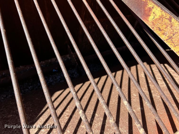 image for item DS2855 Etnyre  chip spreader