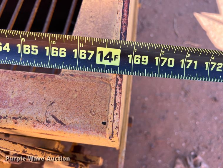 image for item DS2855 Etnyre  chip spreader