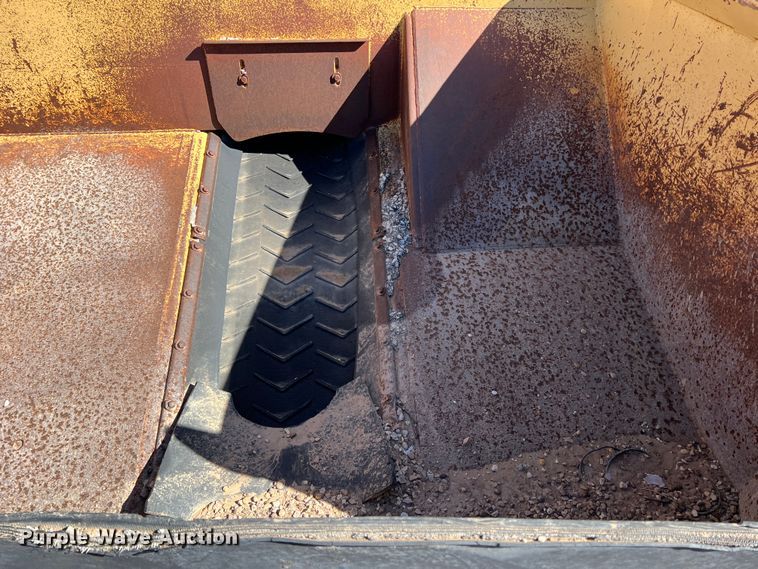 image for item DS2855 Etnyre  chip spreader