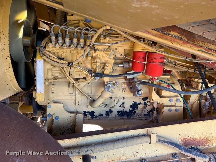 image for item DS2855 Etnyre  chip spreader