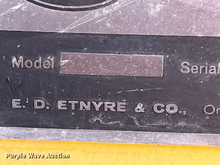 image for item DS2855 Etnyre  chip spreader