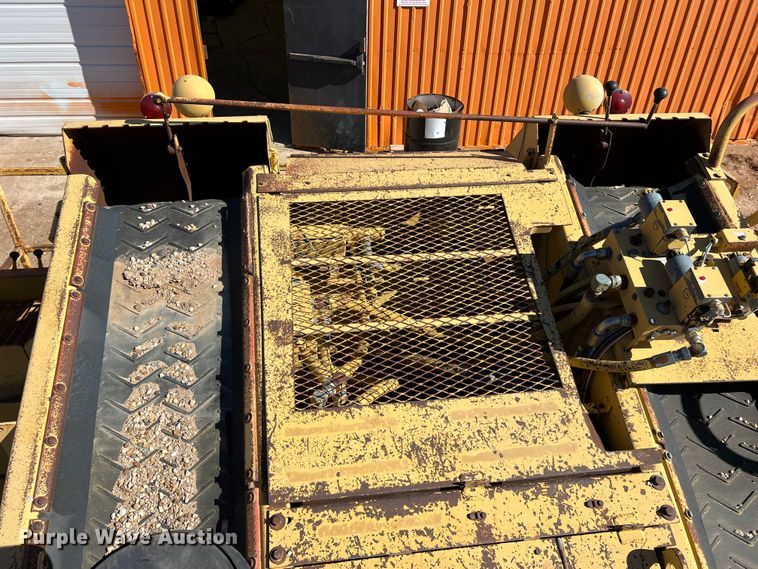 image for item DS2855 Etnyre  chip spreader