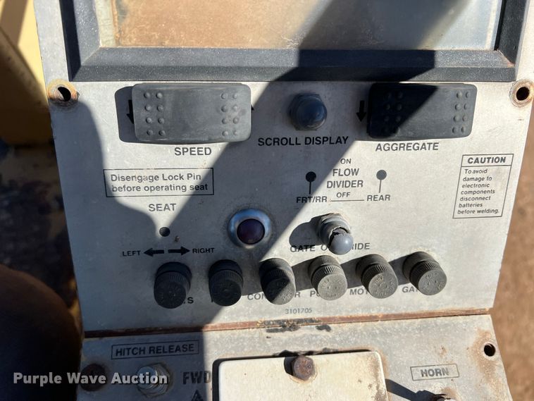 image for item DS2855 Etnyre  chip spreader