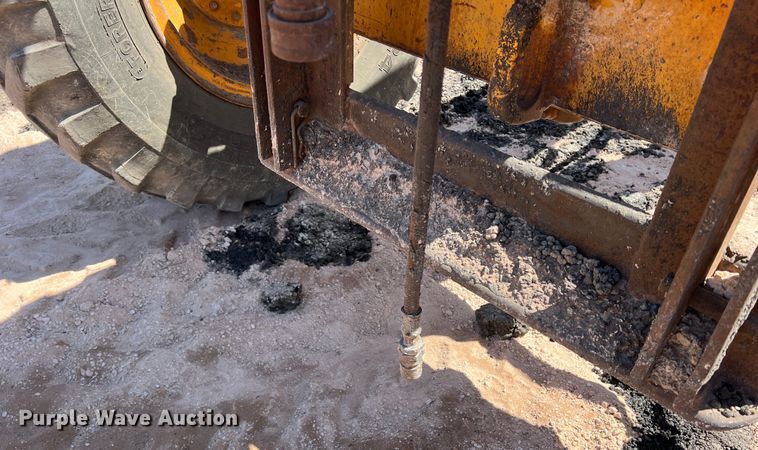 image for item DS2875 1988 John Deere 670B  motor grader