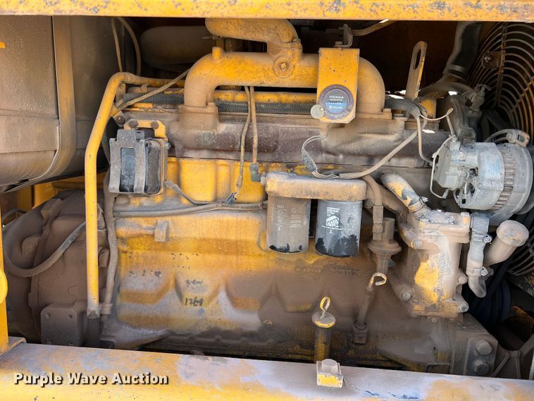 image for item DS2875 1988 John Deere 670B  motor grader