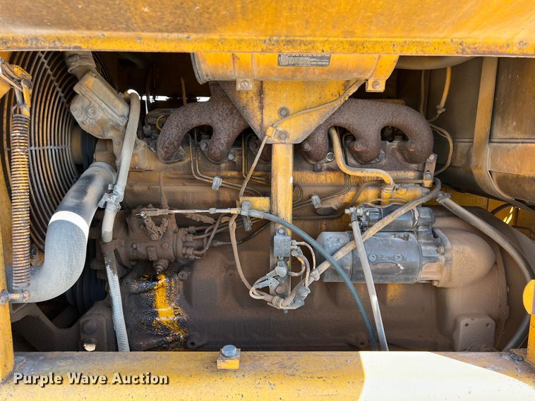 image for item DS2875 1988 John Deere 670B  motor grader