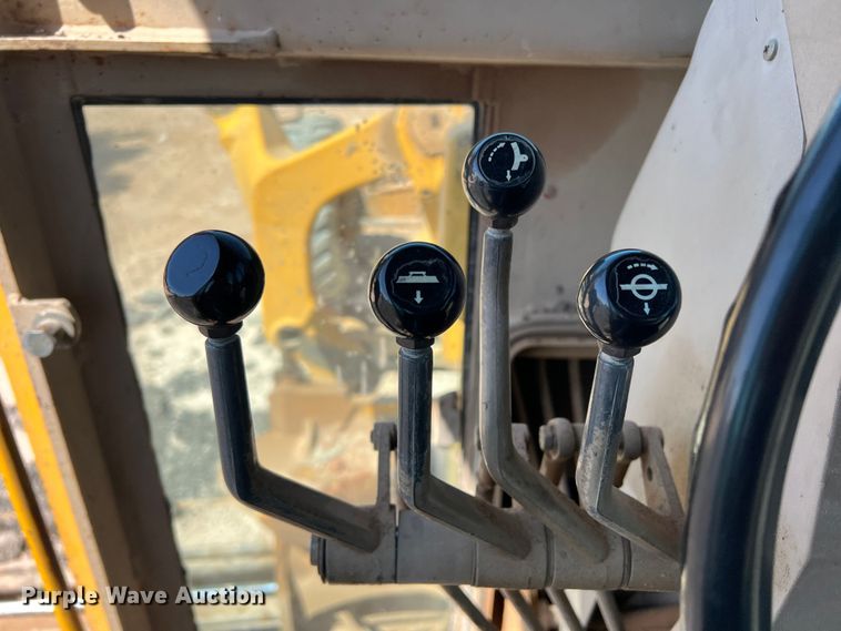 image for item DS2875 1988 John Deere 670B  motor grader