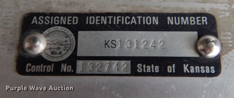 image for item DS6319 2005 Kenworth T800  hydrovac truck