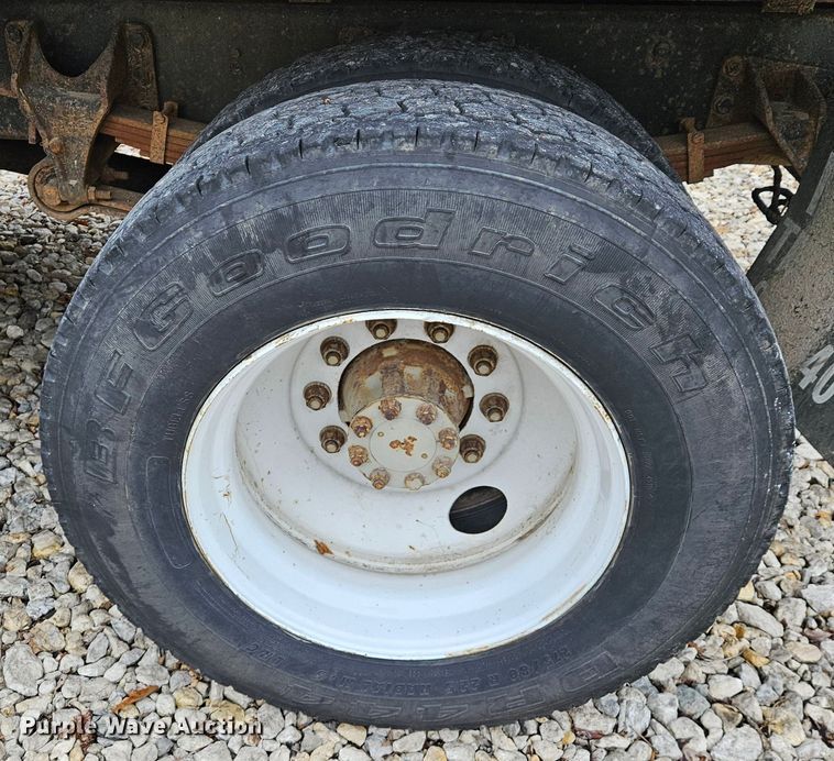 image for item DS6321 2005 Ford F650 Super Duty XLT  chipper truck