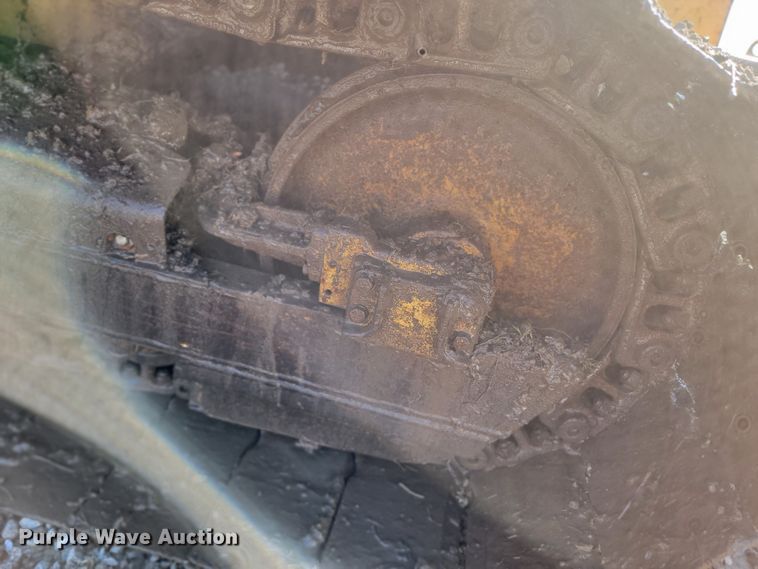 image for item HG9464 1999 Caterpillar D3C LGP Series III  dozer