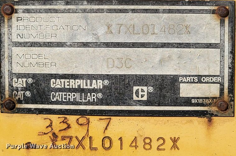 image for item HG9464 1999 Caterpillar D3C LGP Series III  dozer