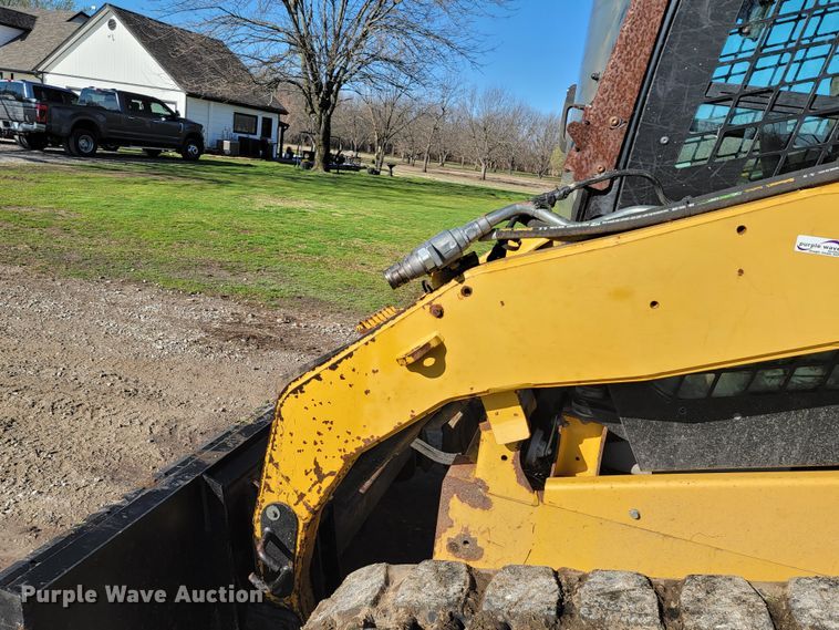 image for item HG9465 2013 Caterpillar 299D XHP  tracked skid steer loader