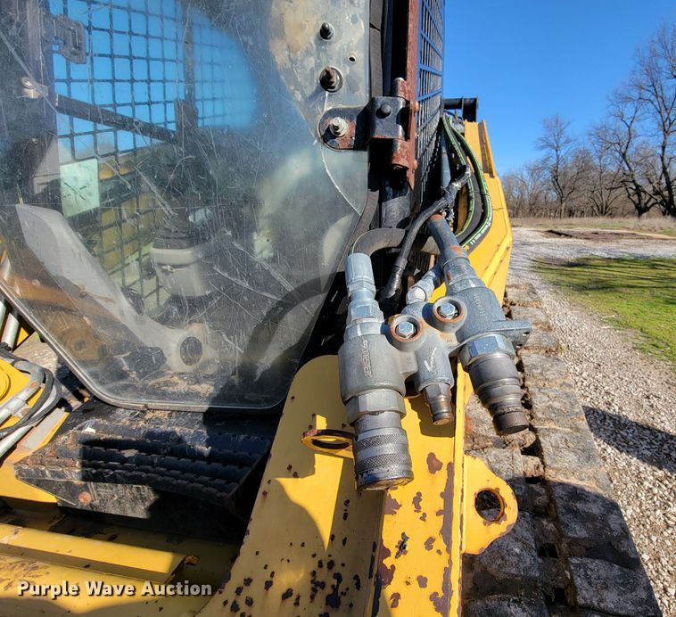 image for item HG9465 2013 Caterpillar 299D XHP  tracked skid steer loader