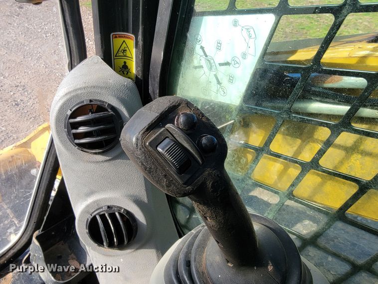 image for item HG9465 2013 Caterpillar 299D XHP  tracked skid steer loader