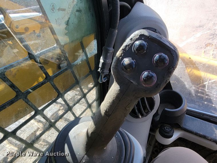 image for item HG9465 2013 Caterpillar 299D XHP  tracked skid steer loader