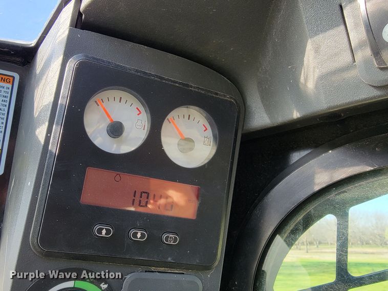 image for item HG9465 2013 Caterpillar 299D XHP  tracked skid steer loader