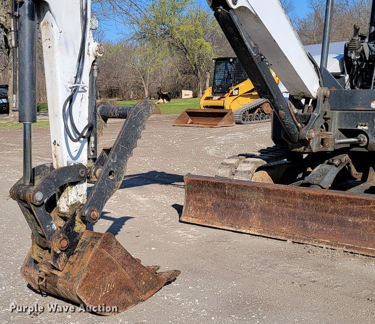 image for item HG9466 2013 Bobcat E50  mini excavator