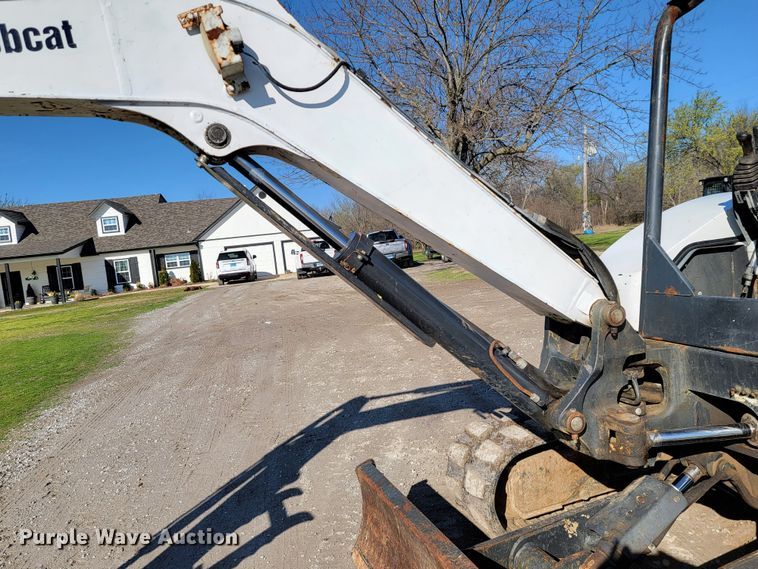 image for item HG9466 2013 Bobcat E50  mini excavator