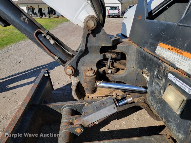 image for item HG9466 2013 Bobcat E50  mini excavator