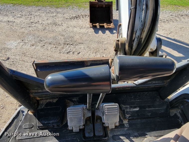 image for item HG9466 2013 Bobcat E50  mini excavator