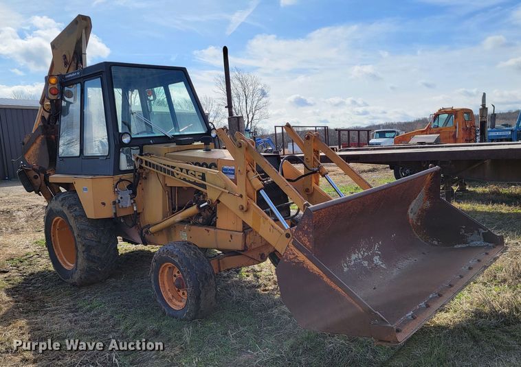 image for item HG9483 Case 580C  backhoe