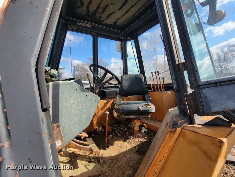 image for item HG9483 Case 580C  backhoe