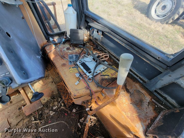 image for item HG9483 Case 580C  backhoe