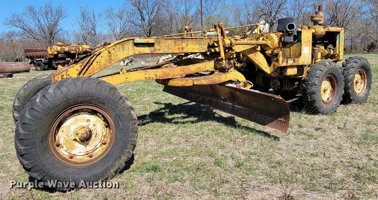 image for item HG9498 1955 Caterpillar 12  rigid frame motor grader