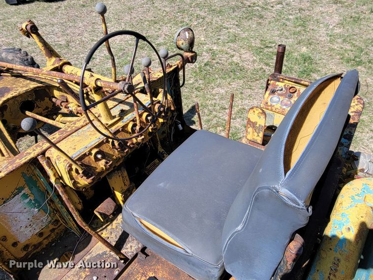 image for item HG9498 1955 Caterpillar 12  rigid frame motor grader