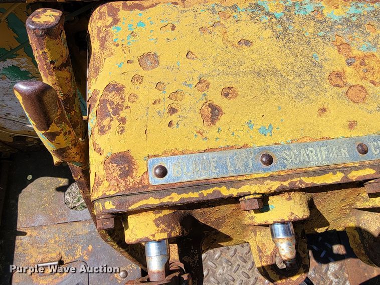 image for item HG9498 1955 Caterpillar 12  rigid frame motor grader