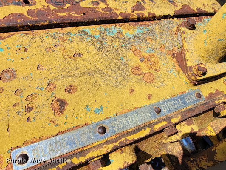 image for item HG9498 1955 Caterpillar 12  rigid frame motor grader